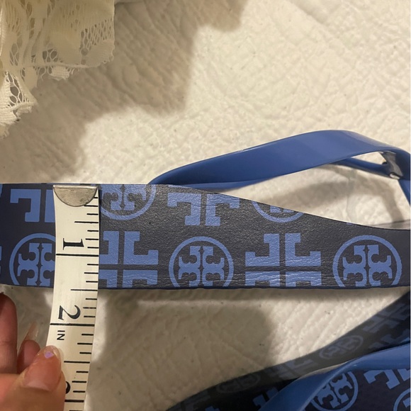 Tory Burch Blue Sandals with Elegant Design - Picture 2 of 2
